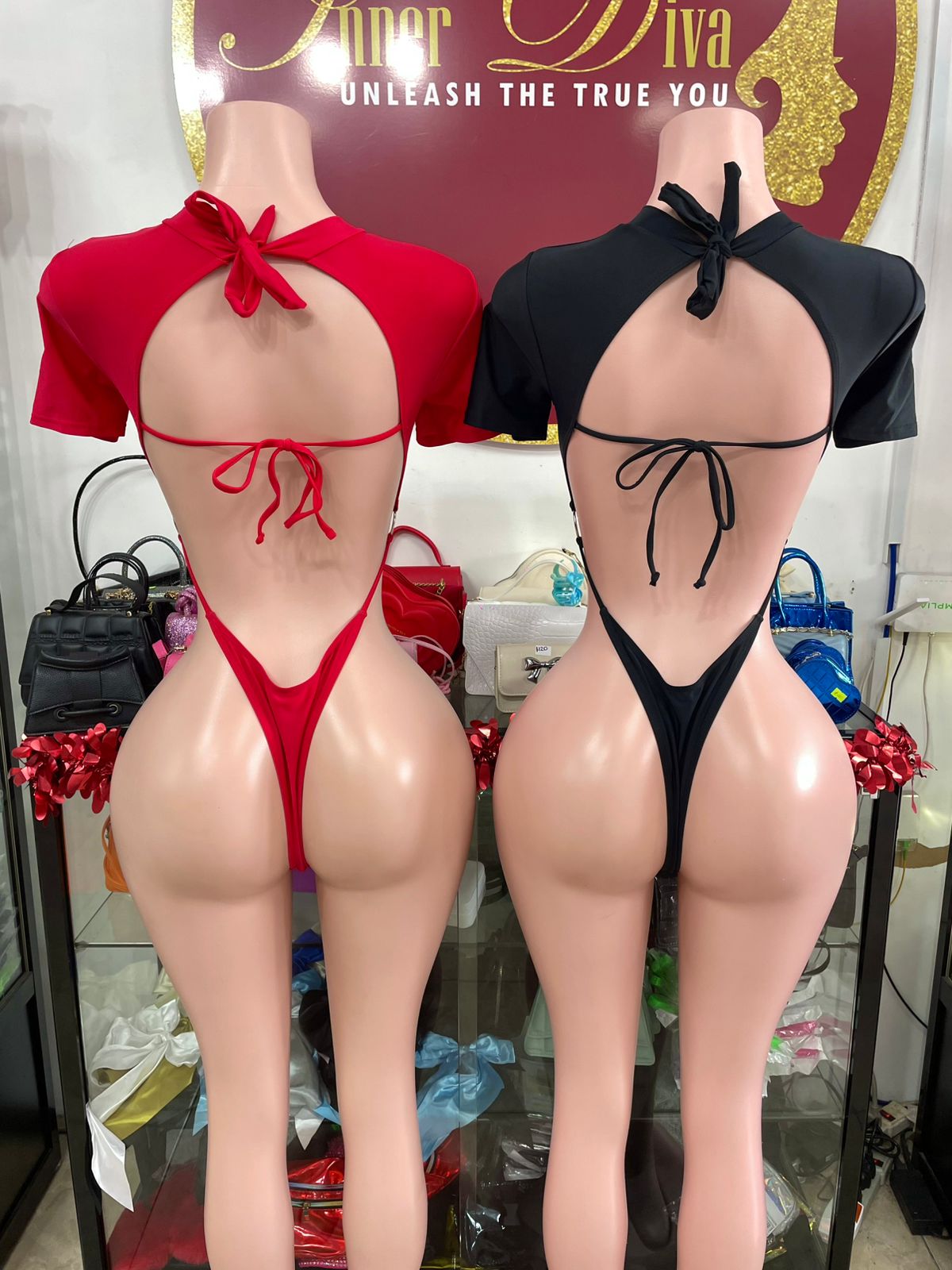 Stacey Monokini