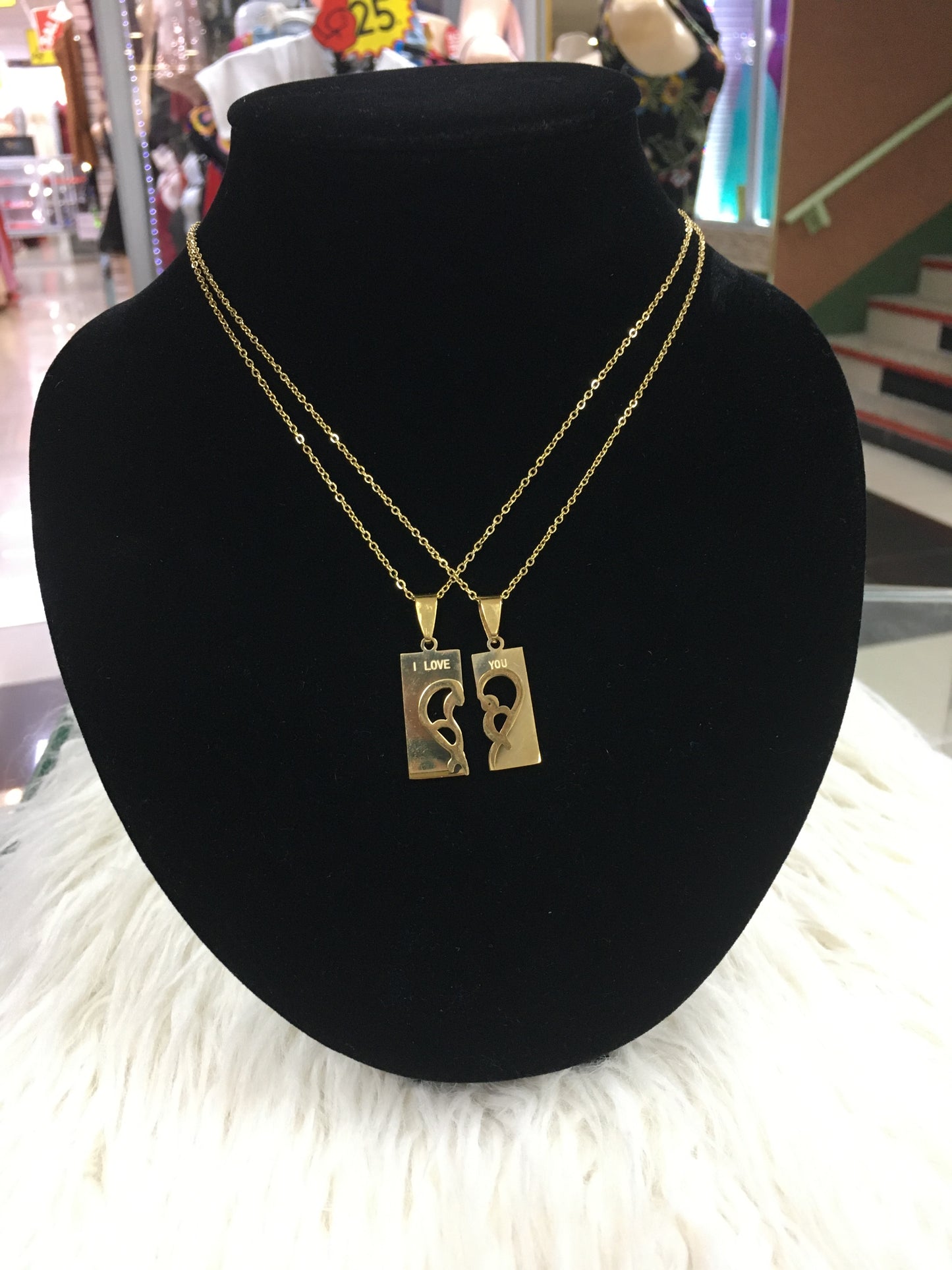 Couple chain set