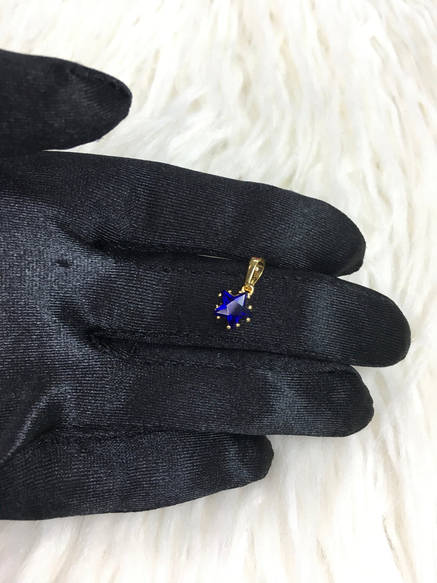 Mini Star Pendant