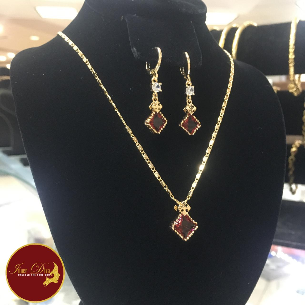 18k gold plated diamond shaped chain set