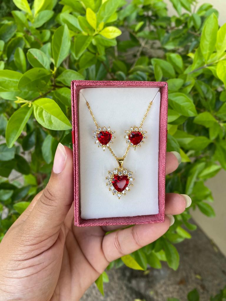 Heart chain set