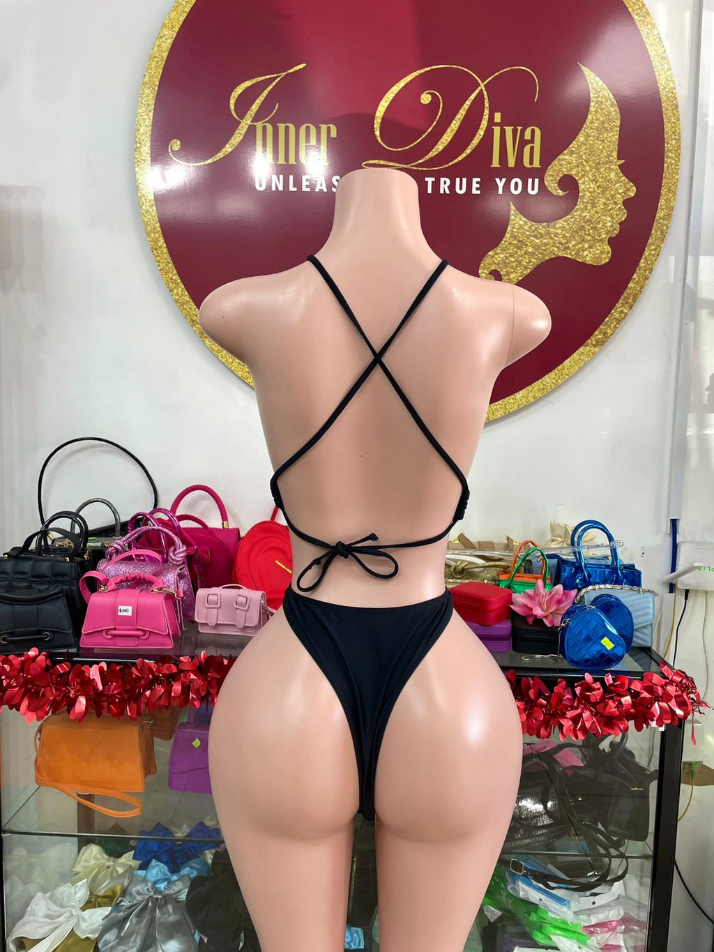Laira Monokini