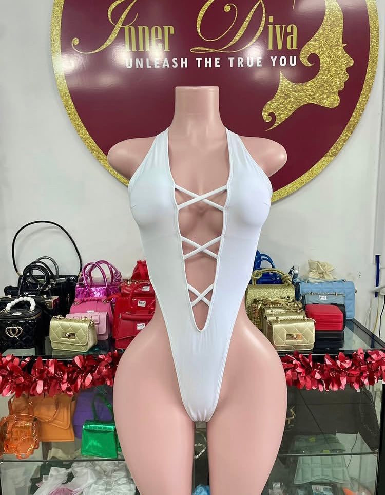 Jessica Monokini