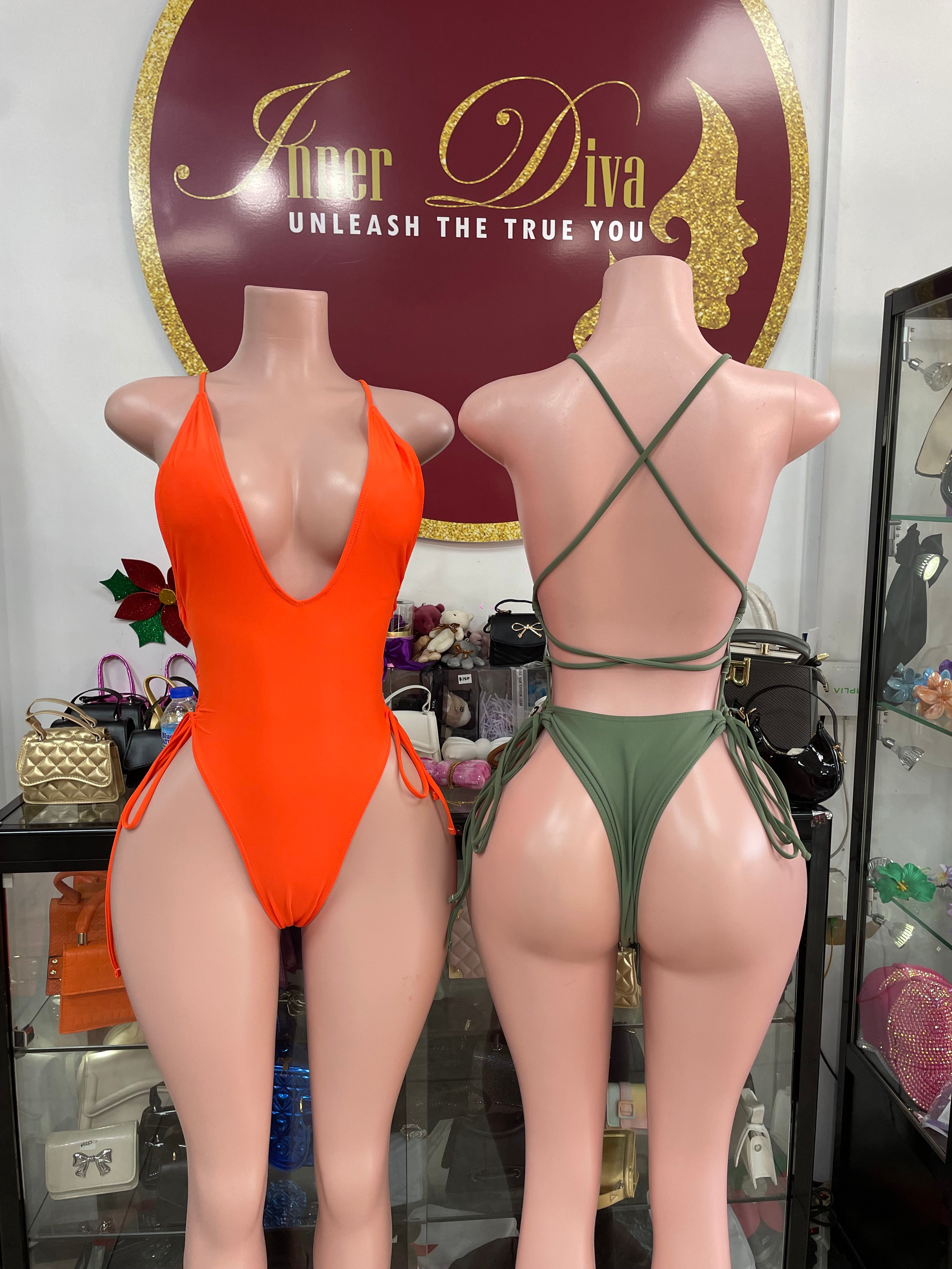 Deep V Monokini