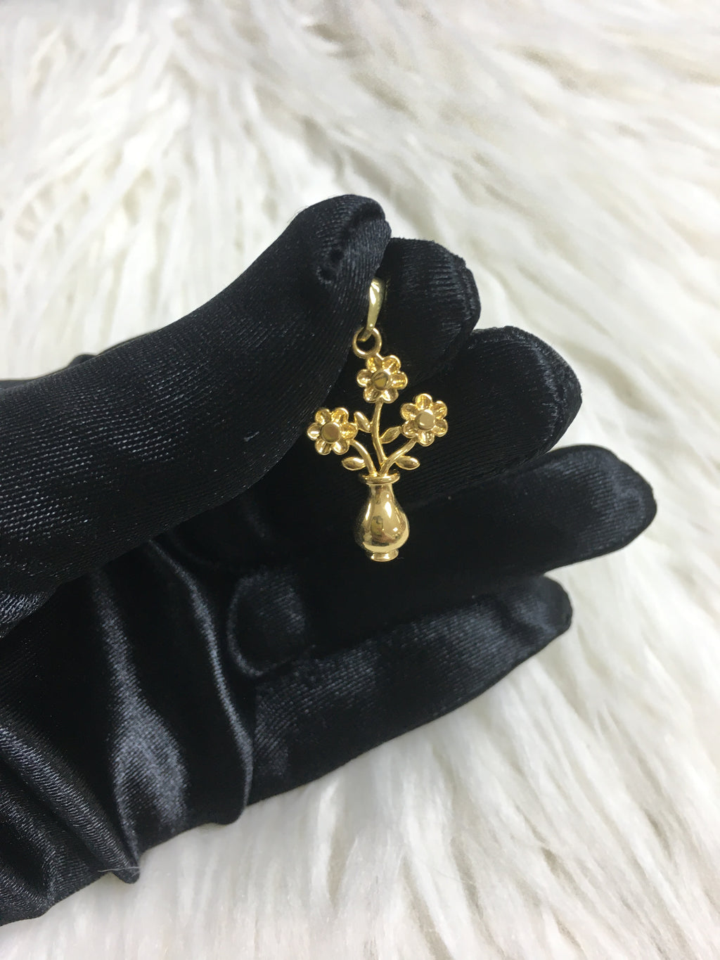 24k gold plated flower pendant