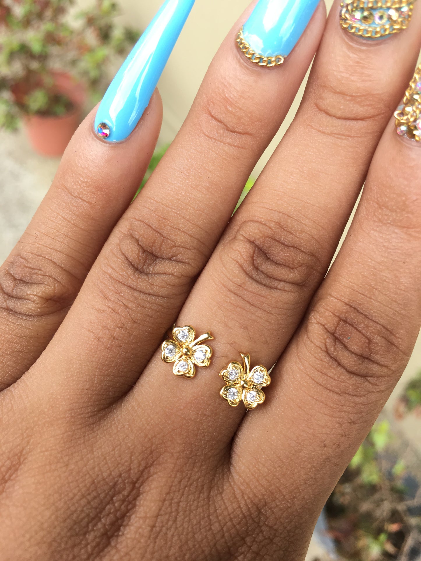 Flower ring in 24k