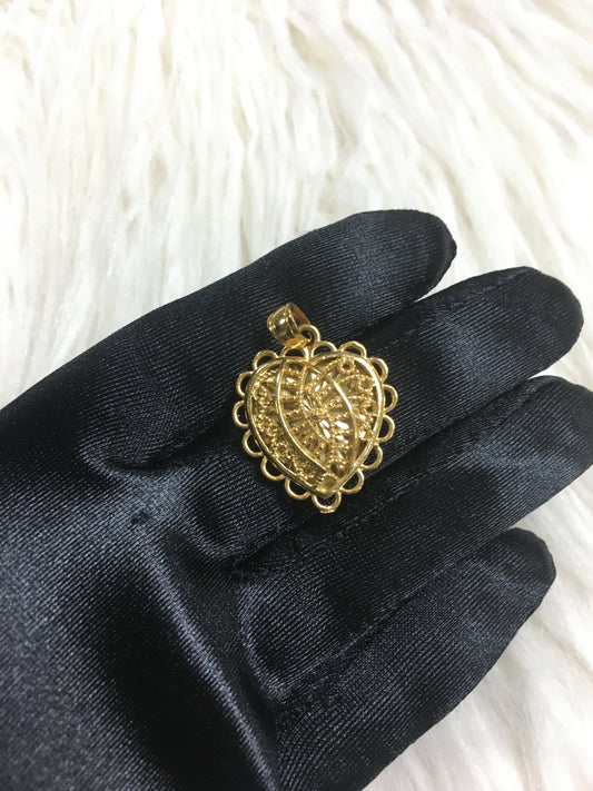 24k gold plated heart pendant