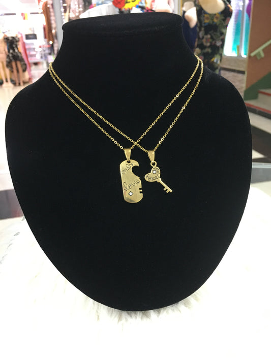 Couple Chain Set