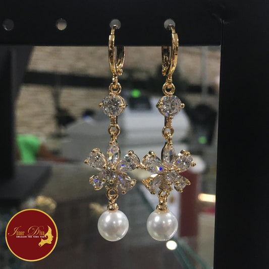 18k gold plated hanging earring with pearl