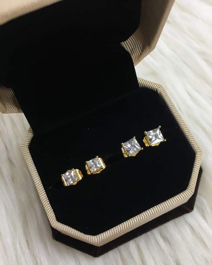 24k stud earrings