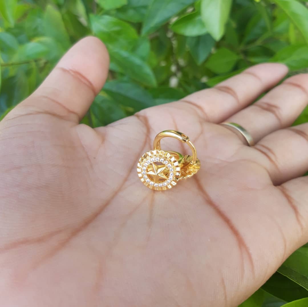 Star earring